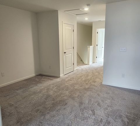2nd image of 702 Richard Rd #1