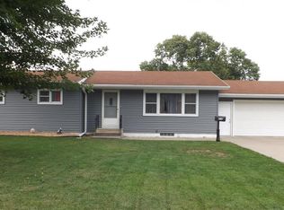 206 Palmer St, Marshalltown, IA 50158