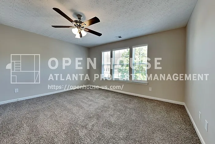 3118 Farmstead Ct — Photo 16