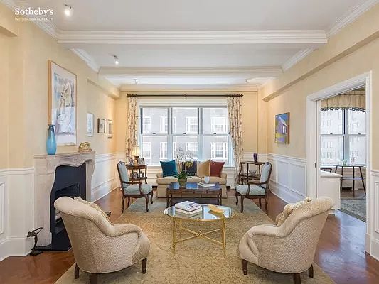 1st image of 125 E 72nd St APT 7A