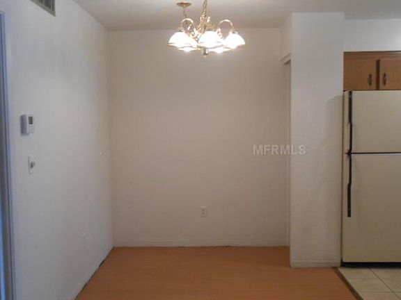 4th image of 321 35th Ave N Unit D-9