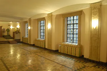 Sold by Roxann Realty LLC