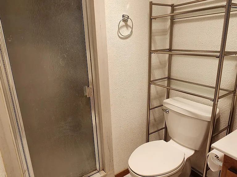 128 Cooper Ct — Photo 25