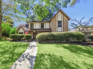 3111 Falling Brook Dr, Kingwood, TX 77345
