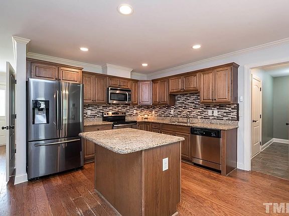 2nd image of 215 Griffis Dr