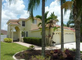 863 SW 176th Ter, Pembroke Pines, FL 33029