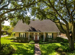 105 Primrose Ln, Lafayette, LA 70506
