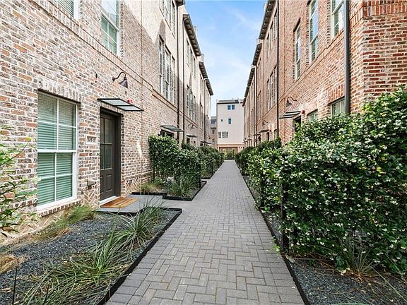 4th image of 1305 Town Creek Dr #5