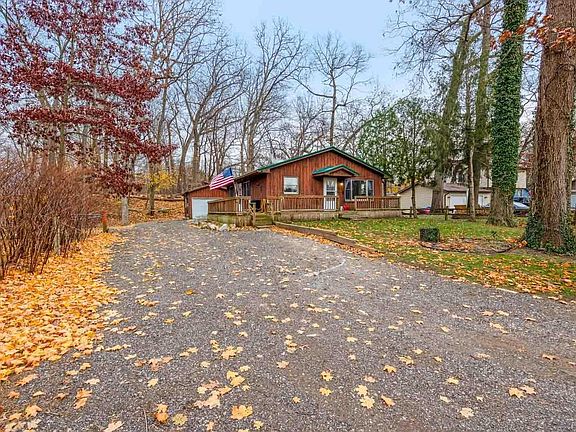 2nd image of 56854 Eastvue Dr