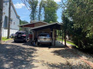 4119 Roberts Rd, Fairfax, VA 22032