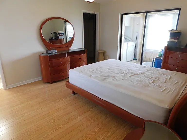 565 Piedmont Park #L — Photo 10
