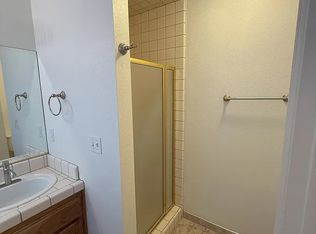 3264 W Calimyrna Ave #1, Fresno, CA