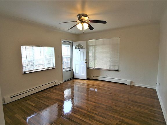 2nd image of 1057 N Marion St #3