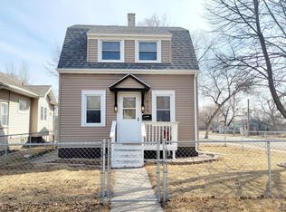 629 S 9th St, Aberdeen, SD 57401