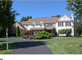 5 Loni Ct, Hatfield, PA 19440