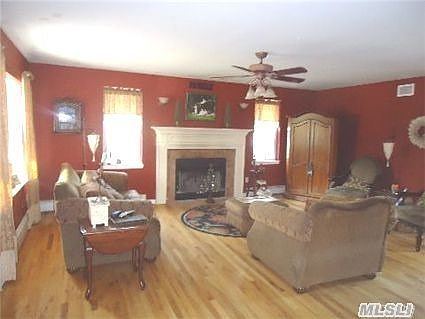 4th image of 133 Washington Ave