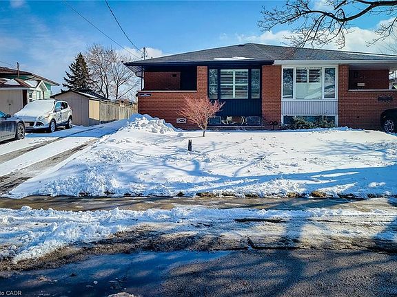 3rd image of 41 Rita Ave