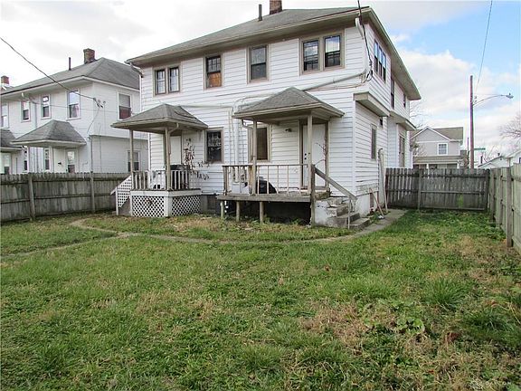 4th image of 2092 Auburn Ave
