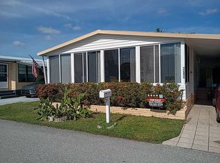 6715 NW 28th St #811, Pompano Beach, FL 33063