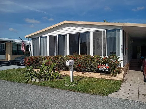 6715 NW 28th St #811, Pompano Beach, FL 33063