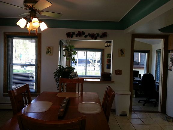 5th image of 30200 Pointe Dr