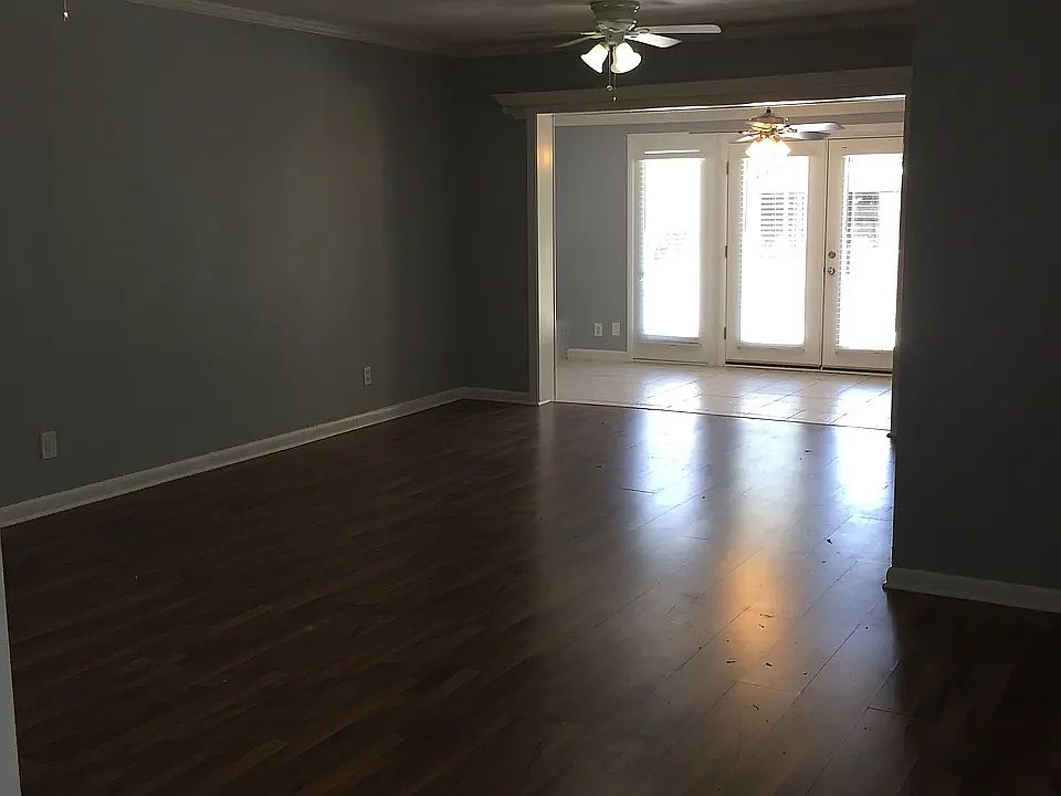 1st image of 5531 Darlow Ave