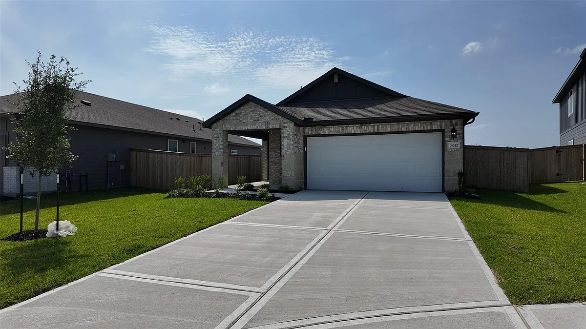 Building Photo - 14312 Grey Pointe Curt