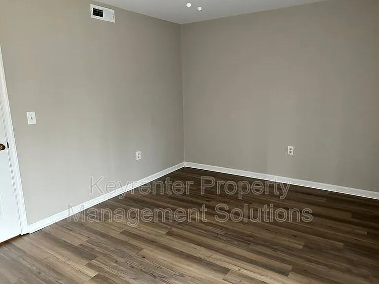 700 Rife Rd #11C — Photo 23