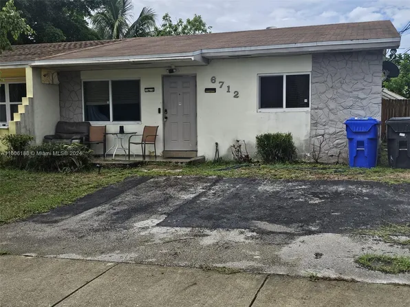 6712 SW 18th Ct, North Lauderdale, FL 33068