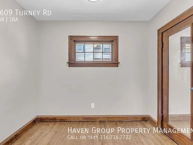 4609 Turney Rd — Photo 20