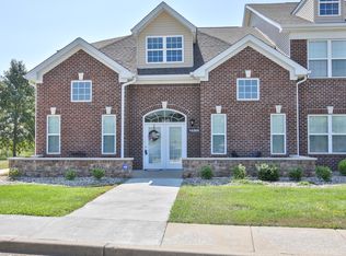 10205 Lark Meadow Dr, Louisville, KY 40291