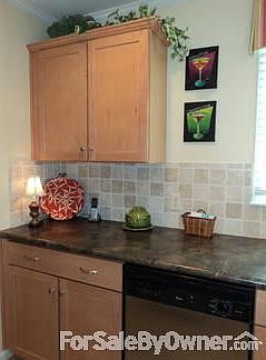 tumbled marble backsplash