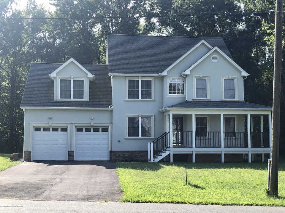 1st image of 70 Lakeview Dr