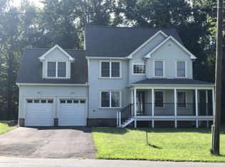 70 Lakeview Dr, New Egypt, NJ 08533