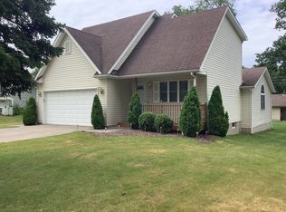 3650 Hampshire Rd, Erie, PA 16506