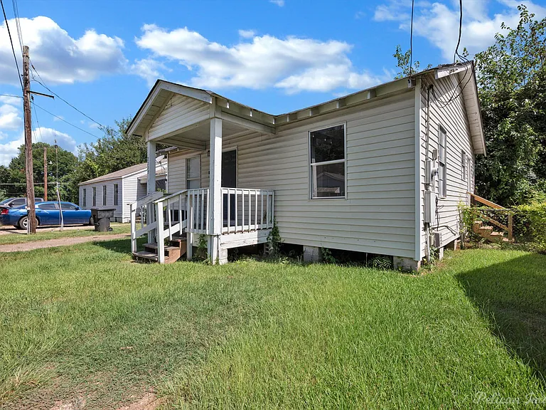 2225 Nattin St — Photo 16