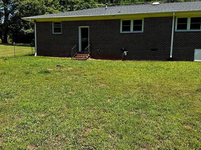 15270 Highway 221 — Photo 30