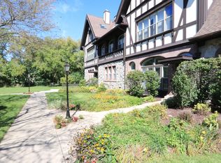 701 S Lake Shore Dr UNIT LL, Lake Geneva, WI 53147