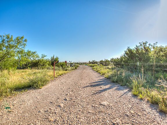 2nd image of 15055 S State Highway 208