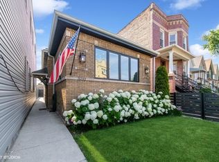 3232 N Troy St, Chicago, IL 60618