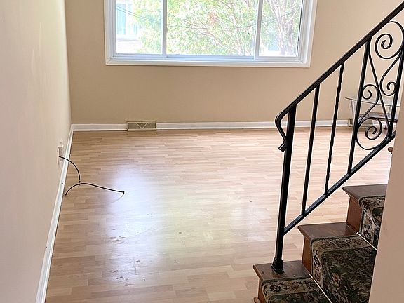5th image of 535 James Ct Unit D