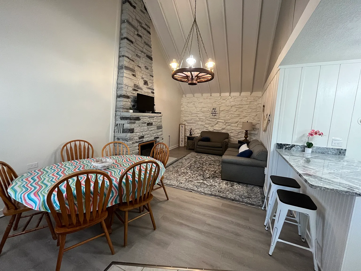 Unit 4 Condo on Evans Lake — Photo 2