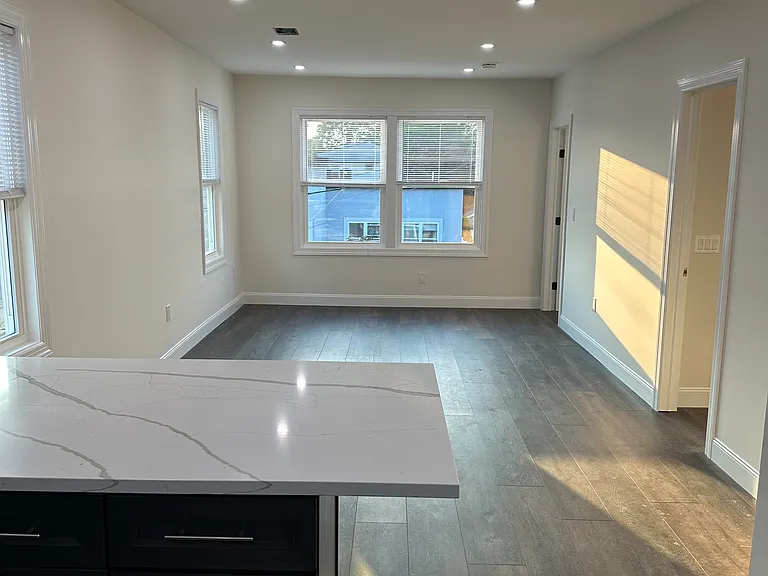319 Monroe St #2 — Photo 6