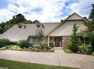 27 Cascades Dr, Little Rock, AR 72212