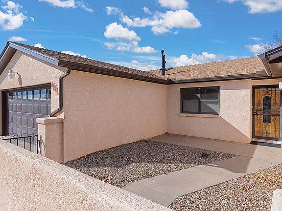 2nd image of 6625 Gisele Dr NE