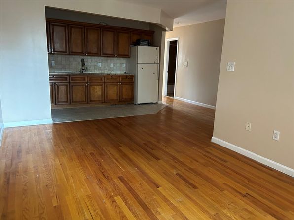 1284 Arnow Ave FLOOR 1