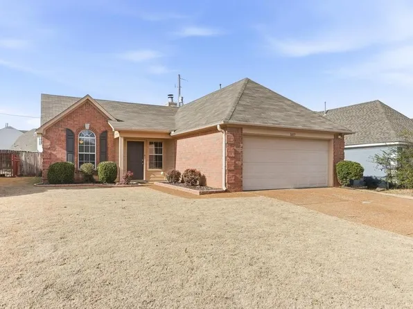 1077 Jessica Lauren Dr, Cordova, TN 38018