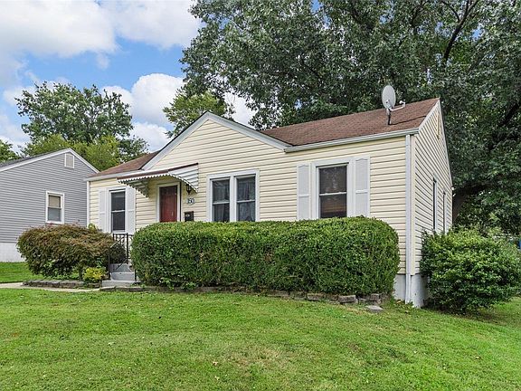 5th image of 150 Saint Gregory Dr