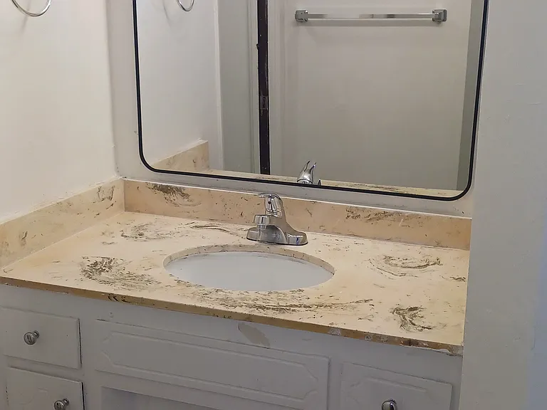 351 S Saint Andrews Pl #102 — Photo 3