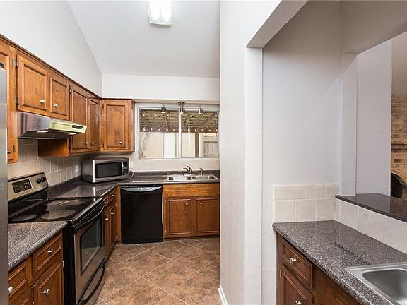 4th image of 3713 Prosper Dr